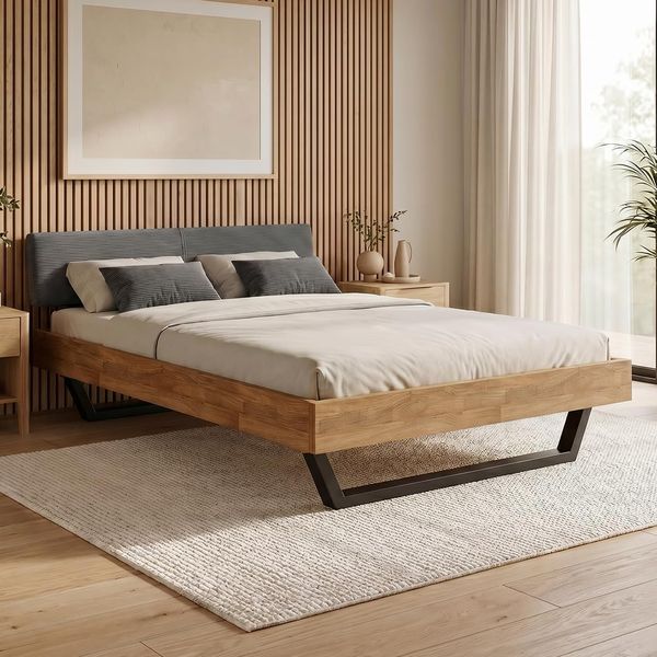 Doppelbett aus geoeltem Eichenmassivholz mit schwarzen Metallfuessen und anthrazitfarbenem Cord-Kopfteil, stabiles Holzgestell 140x200cm